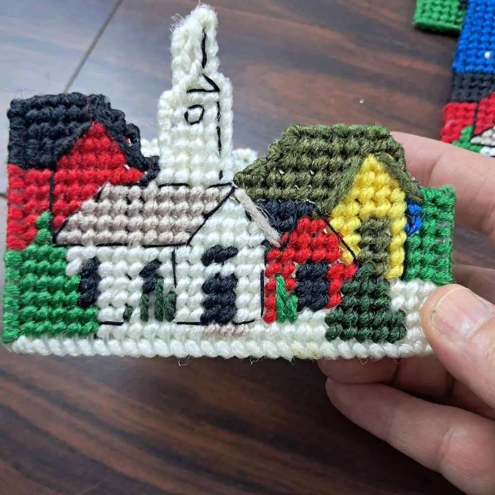 Vintage Plastic Canvas Coaster Set Village Church Scene Handmade‎ Needlepoint